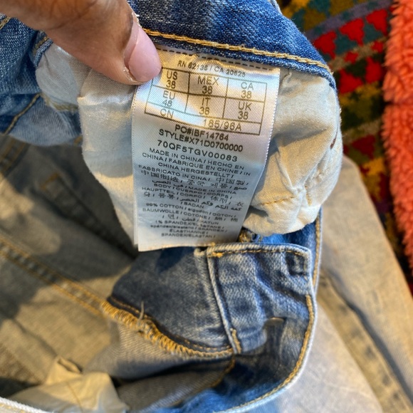 Guess mens 38 cotton distressed denim shorts… - Picture 6 of 8